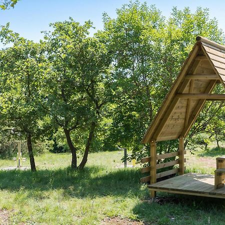 Beautiful Home In Bale With Kitchen Exteriör bild
